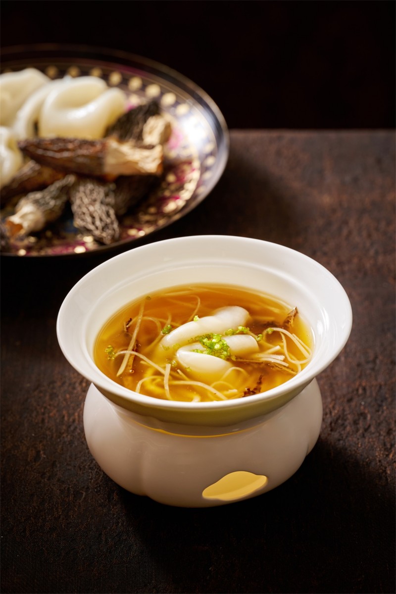 花胶脆耳酸辣羹