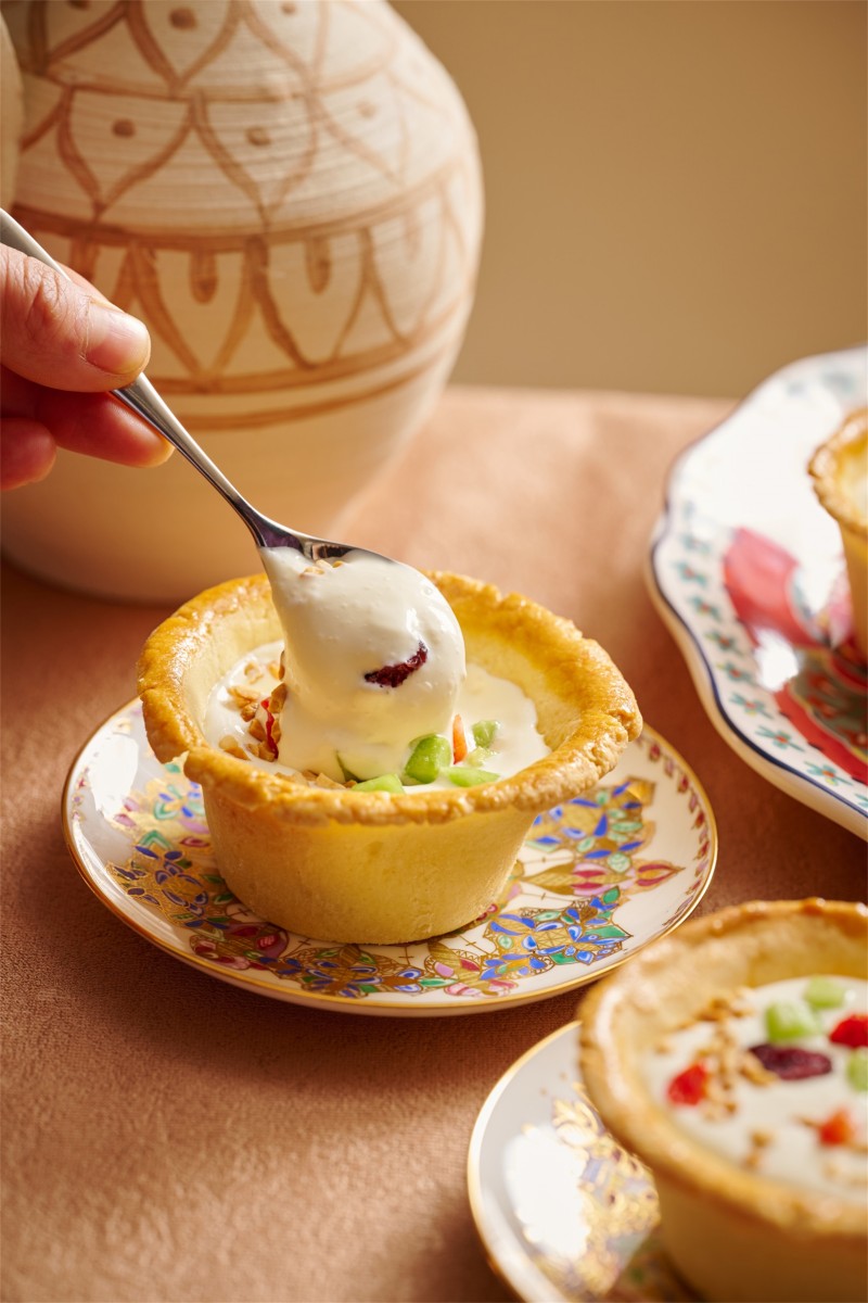 馕杯酸奶配坚果 