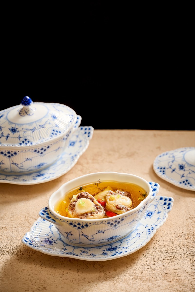 宁夏枸杞炖牛尾 